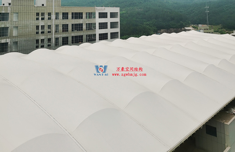 浙江真愛毯業(yè)科技有限公司廠房三屋面膜結(jié)構(gòu)工程完工大吉! 浙江真愛毯業(yè)科技有限公司廠房三屋面膜結(jié)構(gòu)工程完工大吉!